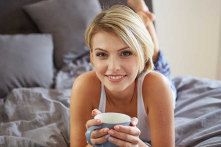 8 thói quen buổi sáng bạn nên thay đổi để sống khỏe mạnh hơn