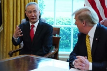 Phó Thủ tướng TQ Lưu Hạc vẫn sẽ đến Mỹ sau tuyên bố tăng thuế của ông Trump