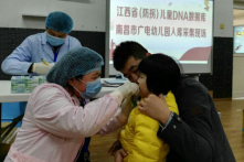 ĐCSTQ thu thập DNA từ người trưởng thành cho tới trẻ con mẫu giáo