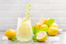 10 thức uống trước khi đi ngủ giúp bạn loại bỏ mỡ bụng
